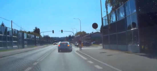 Groźny incydent z rowerzystą w Zagórzu! O krok od tragedii (VIDEO)