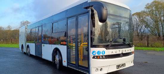 SANOK: Nowy autobus z tylnym, zewnętrznym, elektrycznym układem napędowym (ZDJĘCIA)