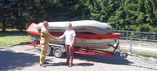 BIESZCZADY. Nowa łódź dla OSP Polańczyk Cypel