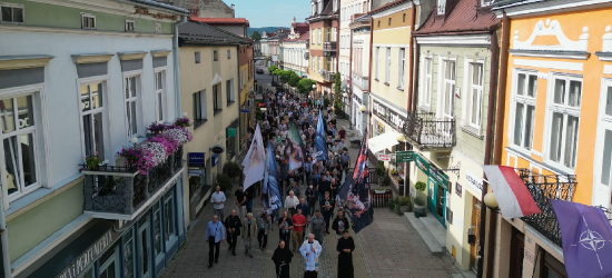 Męski Różaniec. Siła wspólnej modlitwy! (VIDEO)