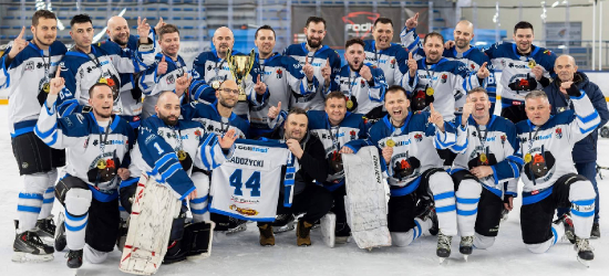 HOKEJ: „Niedźwiedzie” w najwyższej klasie rozgrywkowej! Wielki sukces sanockich hokeistów [ZDJĘCIA]