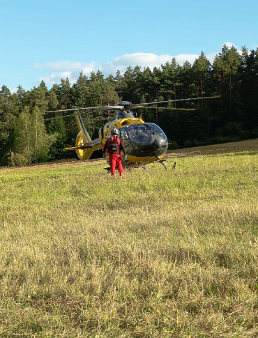 Groźny wypadek z udziałem motocyklisty. Interweniował śmigłowiec LPR [FOTO]