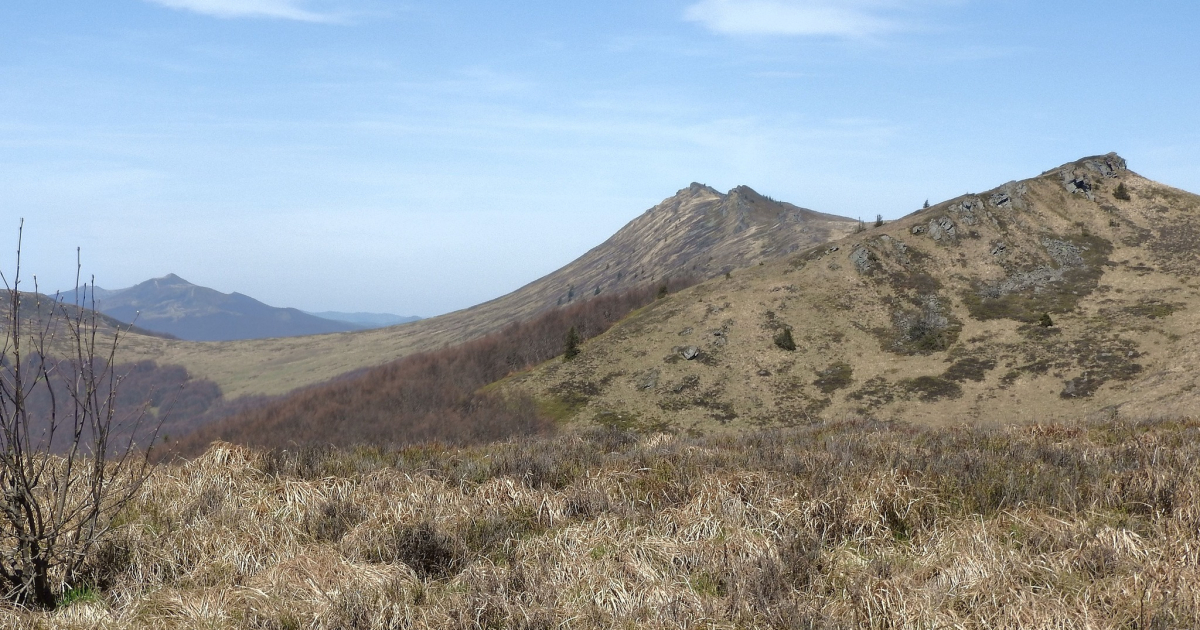 BIESZCZADY: Uwaga! Wysokie zagrożenie pożarowe na połoninach