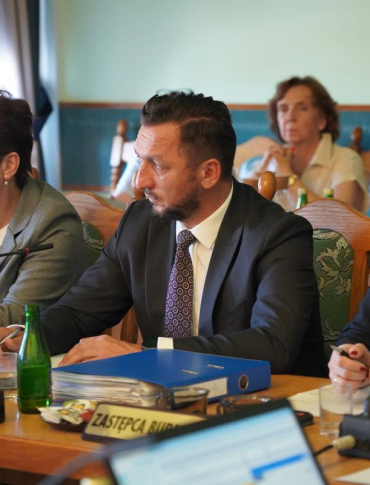 Trwa sesja absolutoryjna Rady Miasta Sanoka. OGLĄDAJ NA ŻYWO