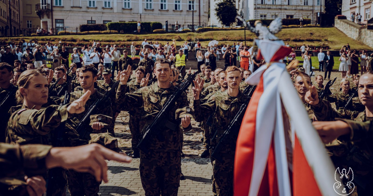 Blisko 80 nowych żołnierzy złożyło przysięgę wojskową [ZDJĘCIA]