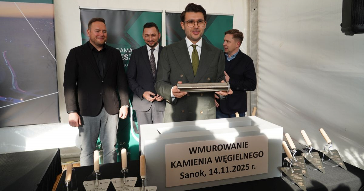 Wmurowanie kamienia węgielnego pod budowę galerii „Brama Bieszczad” [VIDEO, ZDJĘCIA]