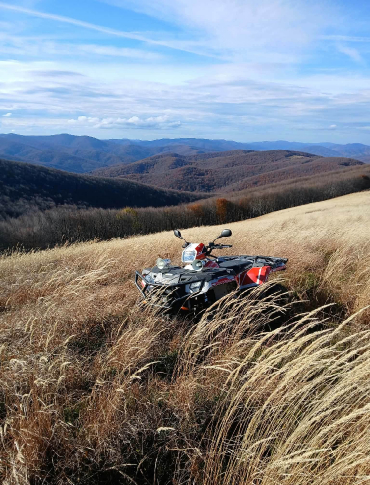 BIESZCZADY: Turysta potrzebował pomocy na szlaku. W akcji GOPR, strażacy i LPR (ZDJĘCIA)