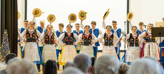 Serce Powiatu Sanockiego zabiło  dla Babć i Dziadków (FOTO)