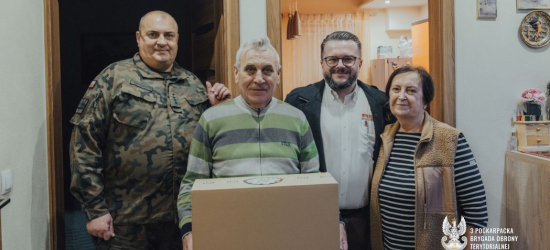 Żołnierze z podkarpacką paczką dla Kombatantów. Wzruszające spotkania i noworoczne życzenia