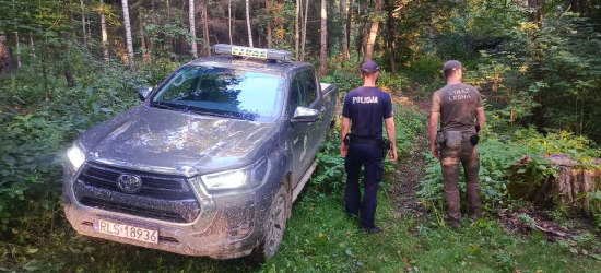 Kontrole w lasach. Mundurowi i leśnicy przeciw nielegalnym wjazdom quadów i off-roadów