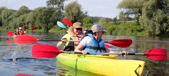 Z nurtem historii i przyrody. Spływ kajakowy z PTTK (ZDJĘCIA)