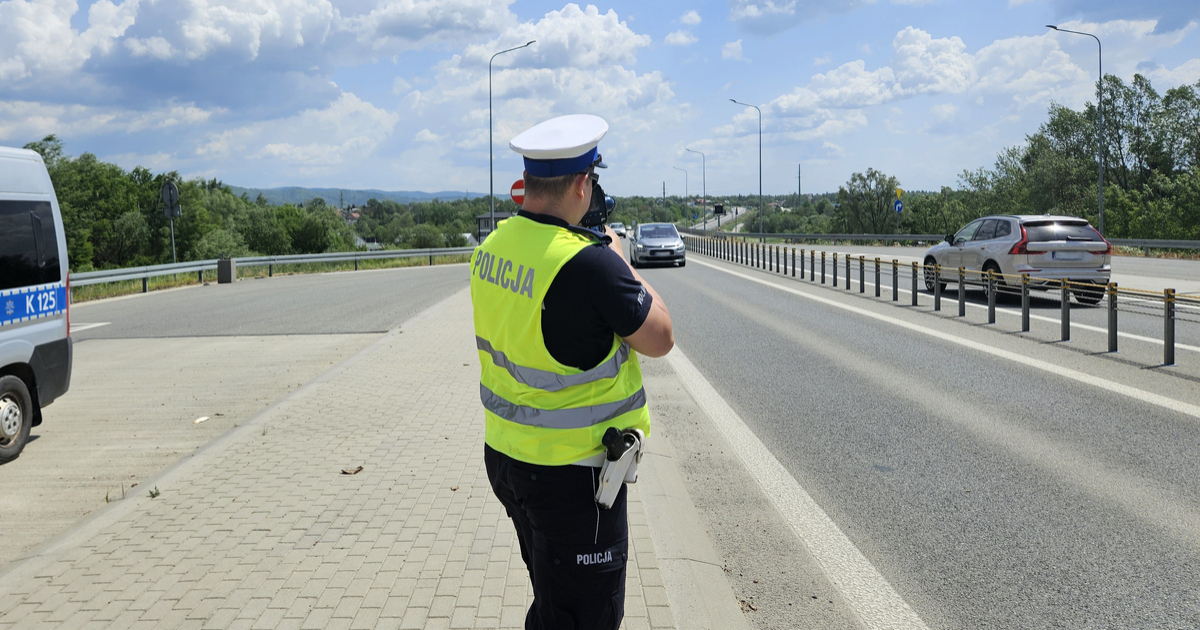 SANOK. 83 skontrolowane pojazdy. Aż 73 przekroczenia prędkości