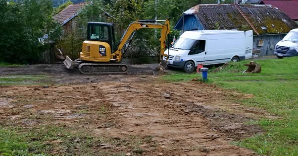 GMINA SANOK. Trwa budowa sieci wodociągowej w Trepczy [ZDJĘCIA]
