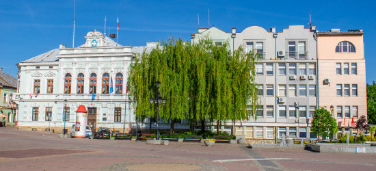 SANOK: Monitoring zamiast dialogu? Burza po publikacji zdjęcia z urzędu