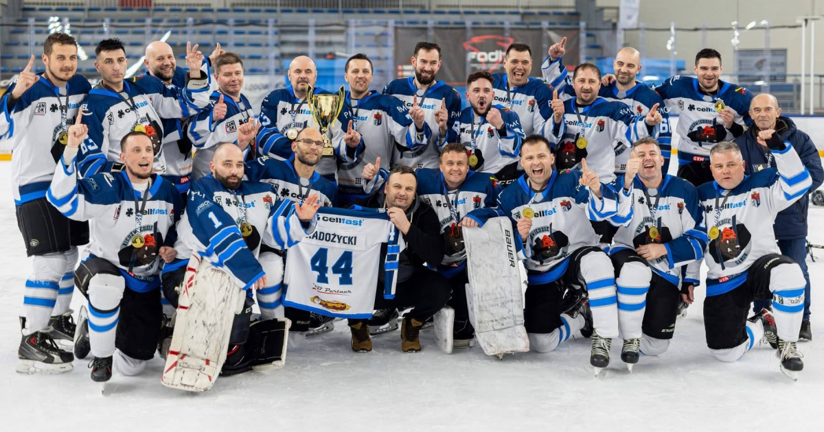 HOKEJ: „Niedźwiedzie” w najwyższej klasie rozgrywkowej! Wielki sukces sanockich hokeistów [ZDJĘCIA]