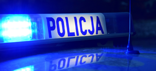 Samowolnie opuściła szpital i błąkała się nocą po mieście. Pomogli jej policjanci