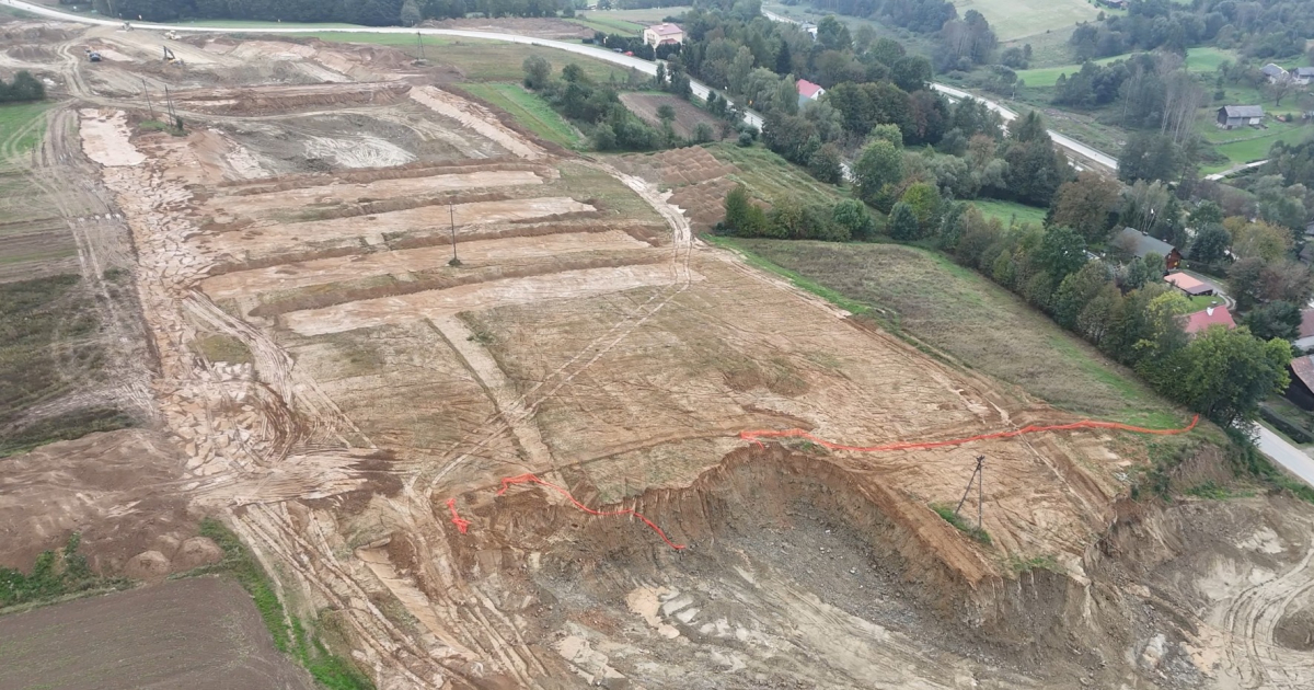 Archeolodzy zatrzymali budowę drogi Szklary–Dynów. Znaleziono ślady rzymskiej osady! [ZDJĘCIA]