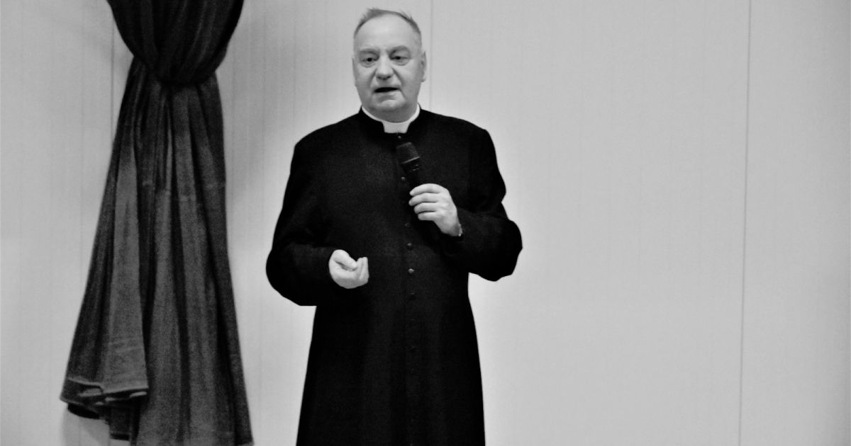 Zmarł ks. prał. dr Julian Tarnawski, proboszcz parafii pw. św. Stanisława Biskupa w Humniskach