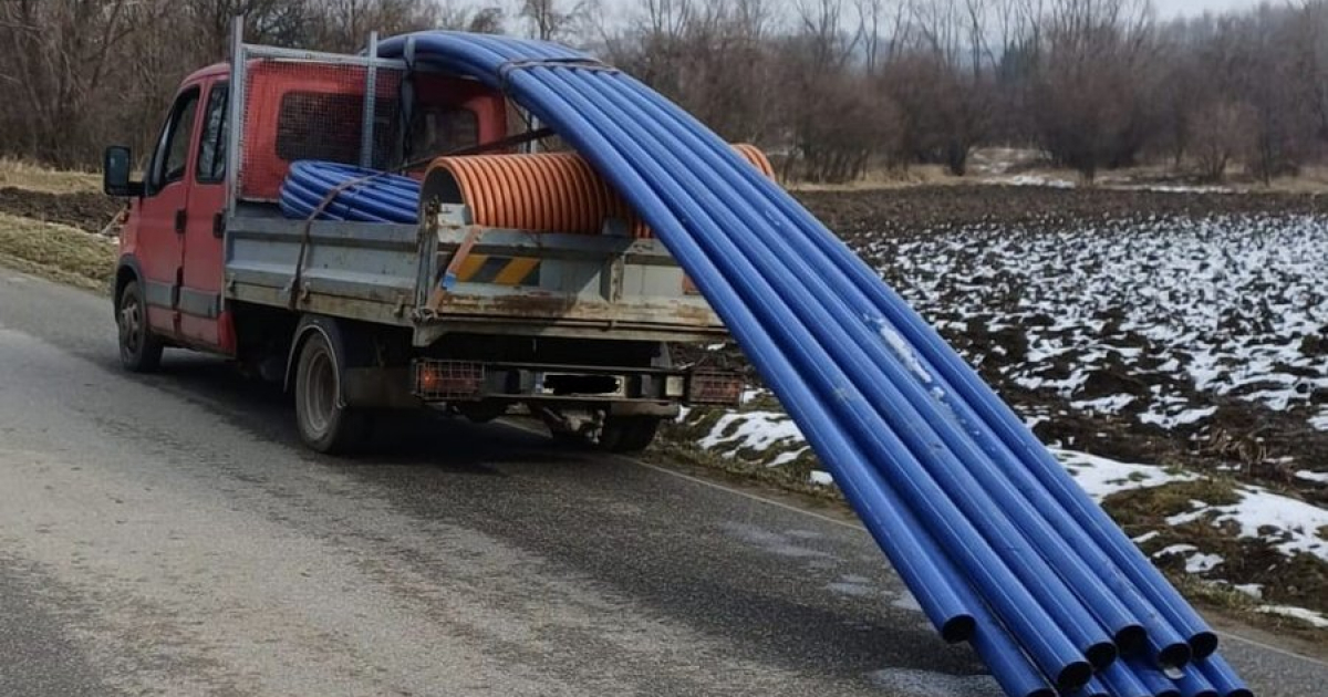 RYMANÓW: Niebezpieczne rury wystawały z ciężarówki. Kierowca pod wpływem alkoholu