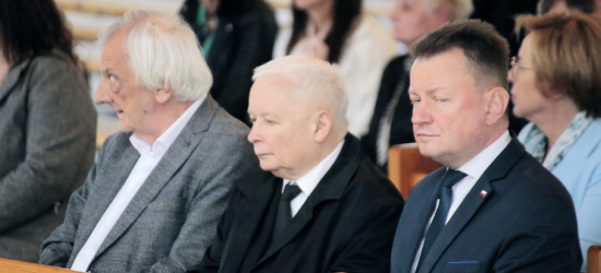 Jarosław Kaczyński w Strachocinie. Modlono się za Ojczyznę (VIDEO, ZDJĘCIA)