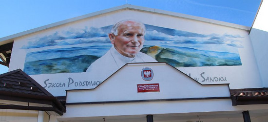 Mural Jana Pawła II gotowy! Dziś 40. rocznica wyboru Papieża Polaka (VIDEO, FOTO)