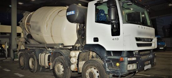 GRANICA: Kradziona ciężarówka i części do pojazdów