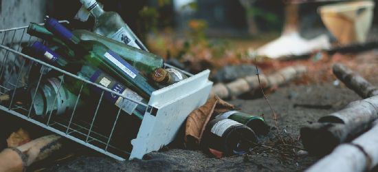 SANOK: Libacja alkoholowa. Poważne obrażenia głowy u 36-letniego mężczyzny