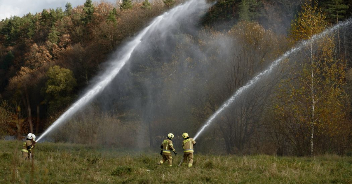 GMINA SANOK: Strażacy z Polski i Słowacji wspólnie doskonalili umiejętności w Tyrawie Solnej [ZDJĘCIA]