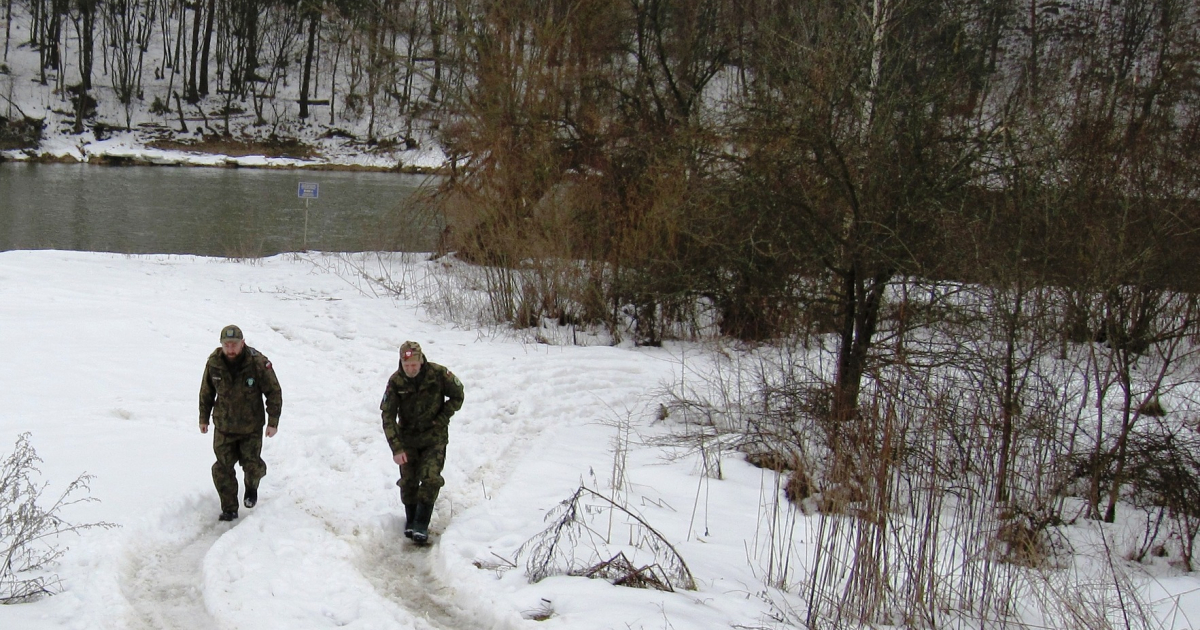 Kontrole w lutym i przypomnienie o zakazie połowu na Sanie [ZDJĘCIA]
