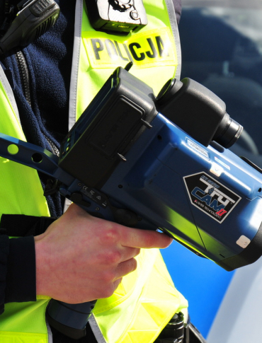 PODKARPACIE: 28 kierowców straciło prawa jazdy. Rekordzista pędził ponad 150 km/h