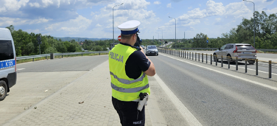 SANOK. 83 skontrolowane pojazdy. Aż 73 przekroczenia prędkości