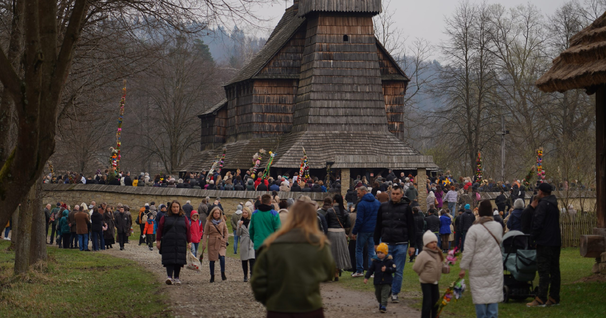 Tłumy na sanockim skansenie. Za nami wyjątkowa Niedziela Palmowa [VIDEO, ZDJĘCIA]