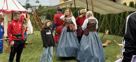 Piknik Rodzinny w Stylu Szlacheckim – żywa lekcja historii i wspaniała zabawa w Sanoku [VIDEO, ZDJĘCIA]