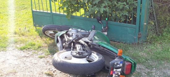 POWIAT BRZOZOWSKI. 19-letni motocyklista ranny po zderzeniu z osobówką (ZDJĘCIA)