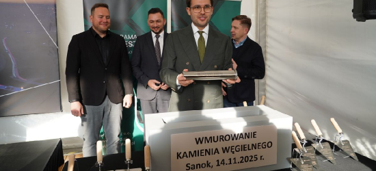 Wmurowanie kamienia węgielnego pod budowę galerii „Brama Bieszczad” [VIDEO, ZDJĘCIA]