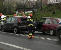 GMINA ZAGÓRZ: Niebezpiecznie w Zahutyniu! Zderzyły się cztery pojazdy, ruch odbywał się wahadłowo (ZDJĘCIA)