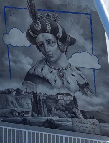 Odpocznij przy moście i spójrz na Królową Zofię. Niezwykły mural Arkadiusza Andrejkowa gotowy! (VIDEO, ZDJĘCIA Z LOTU PTAKA)