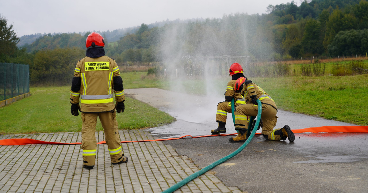 GASZĄ I RATUJĄ: Szkolenie z zakresu ochrony przeciwpożarowej lasu