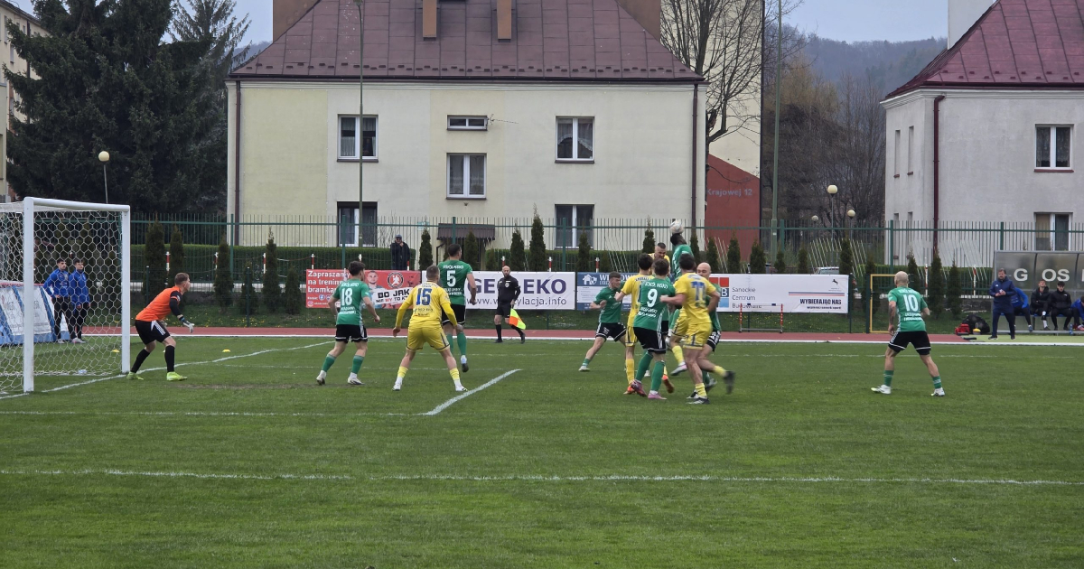 PIŁKA NOŻNA: Podział punktów w Sanoku. Ekoball Stal remisuje z Sokołem
