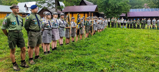 Współpraca strażaków z harcerzami. Bezpieczeństwo na obozach harcerskich (ZDJĘCIA)