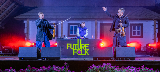 Folklor w nowoczesnym wydaniu – festiwal „Dziedzictwo 2.0” w sanockim skansenie [ZDJĘCIA]