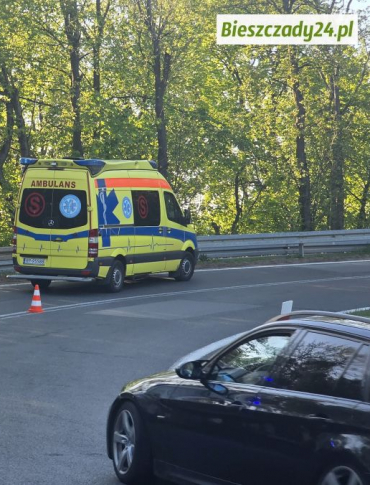 Wypadek na serpentynach w Wujskiem. 45-letnia kobieta trafiła do szpitala [VIDEO, ZDJĘCIA]