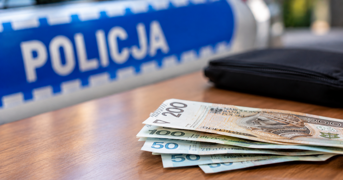 SANOK. Policja szuka właściciela saszetki z pieniędzmi!