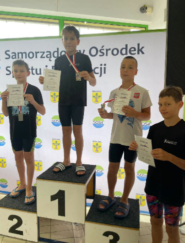 Rekordowy weekend sanockich „Rekinów”! Medale w Nowej Dębie i Leżajsku (ZDJĘCIA)