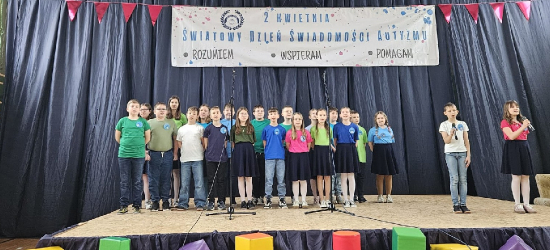 Wzruszające obchody Światowego Dnia Świadomości Autyzmu w Nowotańcu [VIDEO, ZDJĘCIA]