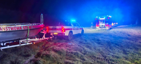 Dramatyczna akcja nad Jeziorem Solińskim. Policjanci uratowali mężczyznę [ZDJĘCIA]
