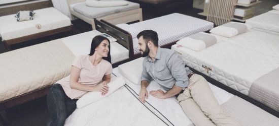 Jakie materace zapewnią najwygodniejszy sen? Przewodnik po materacach do łóżka