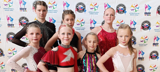 Złoto, srebro i owacje na stojąco! UKS Spartanie błyszczą na Słowacji (ZDJĘCIA)