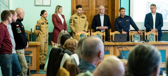 POWIAT SANOCKI. Służby instruują dyrektorów szkół (ZDJĘCIA)