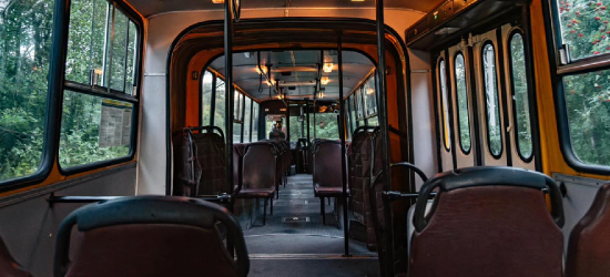 Retro pociąg i kultowy Ikarus spotkają się w Bieszczadach!